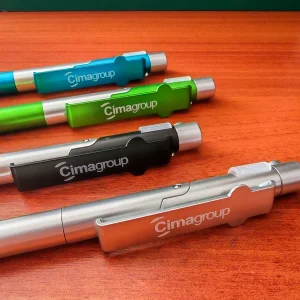 Lapicero plástico linterna CLA002 CIMAGRAF con linterna y clip
